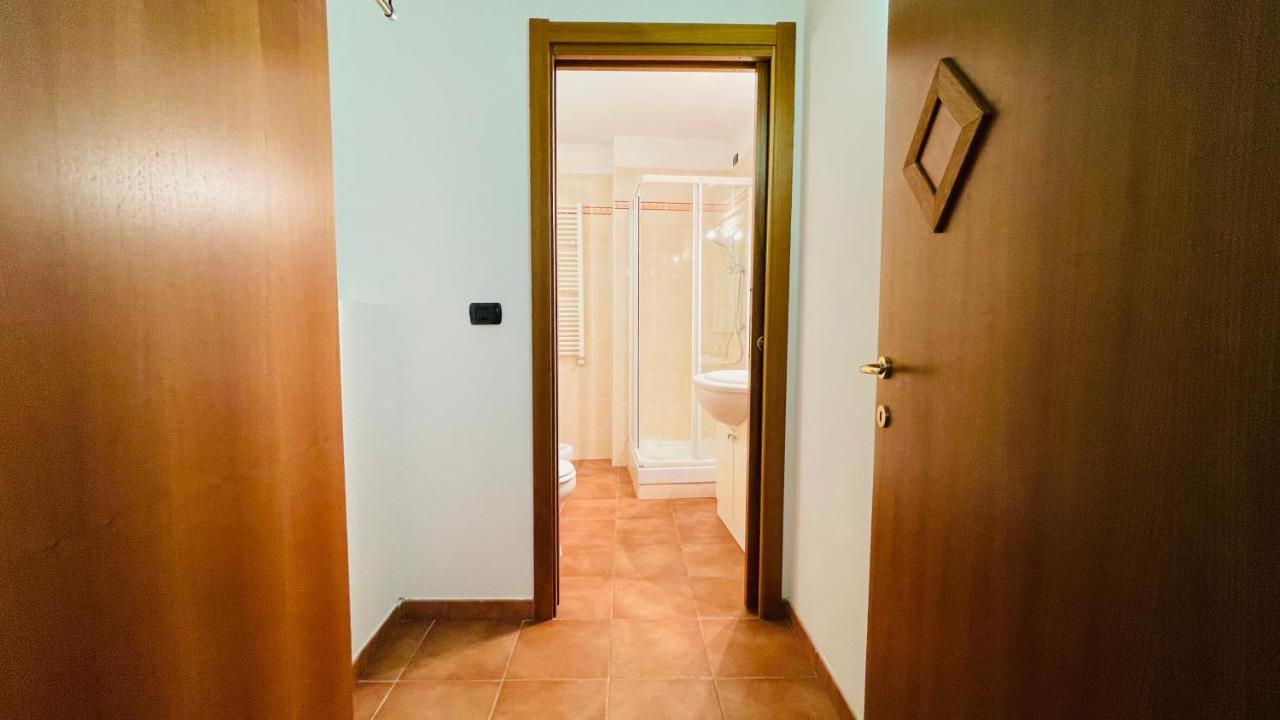 Appartamento Smith Roero - Affitti Brevi Italia 巴多尼奇亚 外观 照片