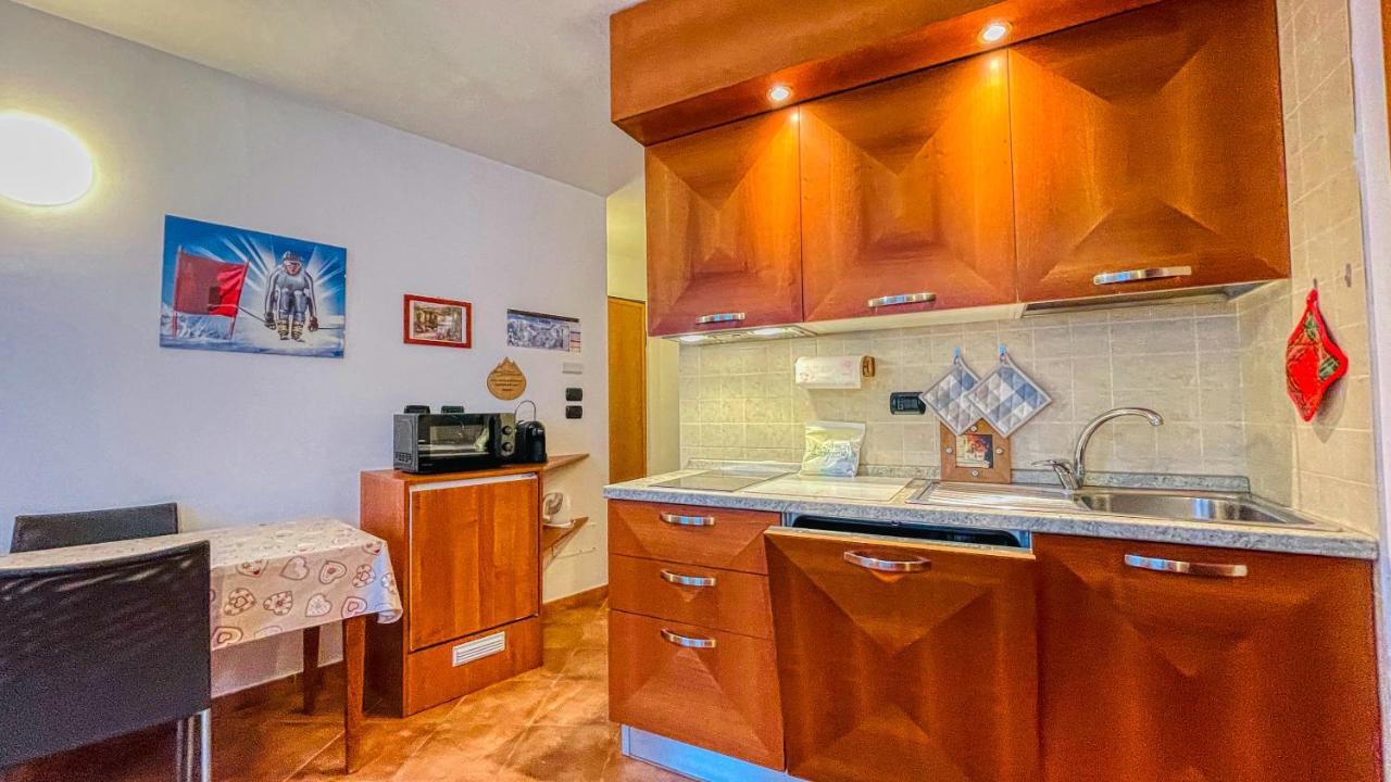 Appartamento Smith Roero - Affitti Brevi Italia 巴多尼奇亚 外观 照片
